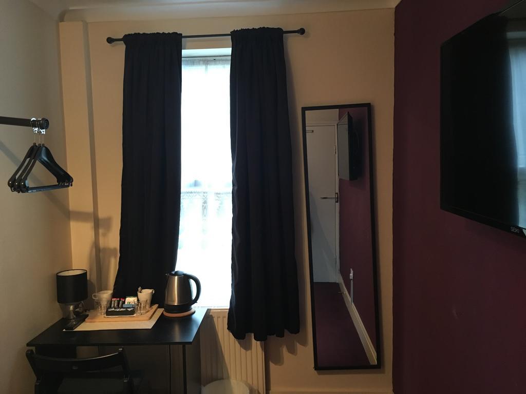 Stratford Hotel Лондон Екстериор снимка