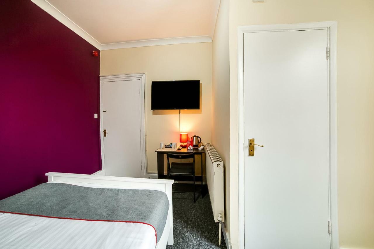 Stratford Hotel Лондон Екстериор снимка