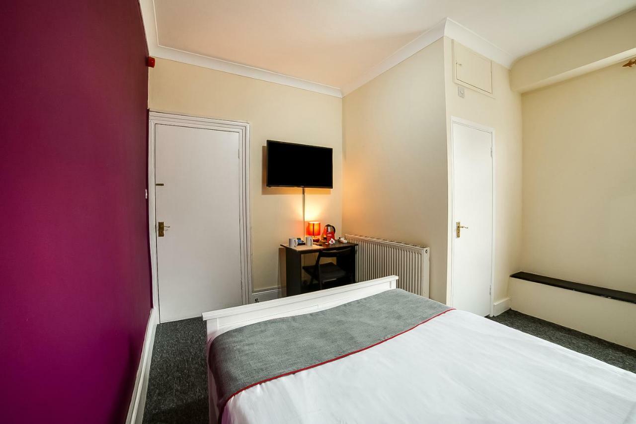 Stratford Hotel Лондон Екстериор снимка