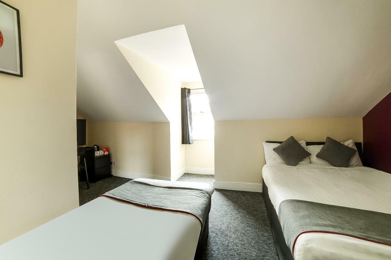 Stratford Hotel Лондон Екстериор снимка